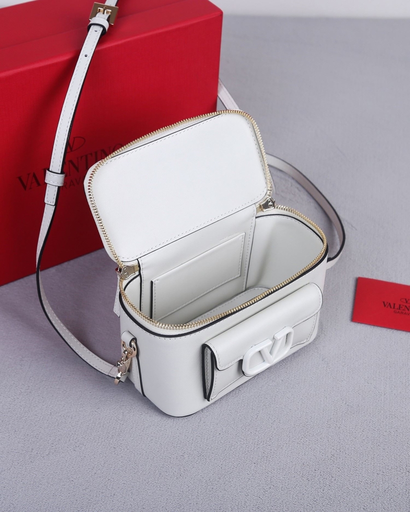 Va1e*ntin0 top handle bag